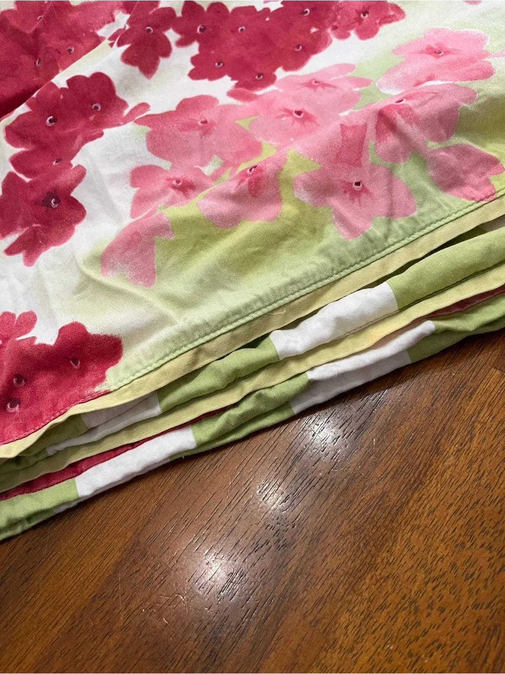 Twin - Tommy Hilfiger Hydrangea Print Duvet Cover & Sham - Pink & Green